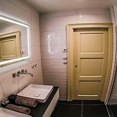 Pražská Apartahotel 4*