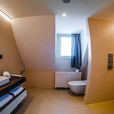 Pražská Apartahotel